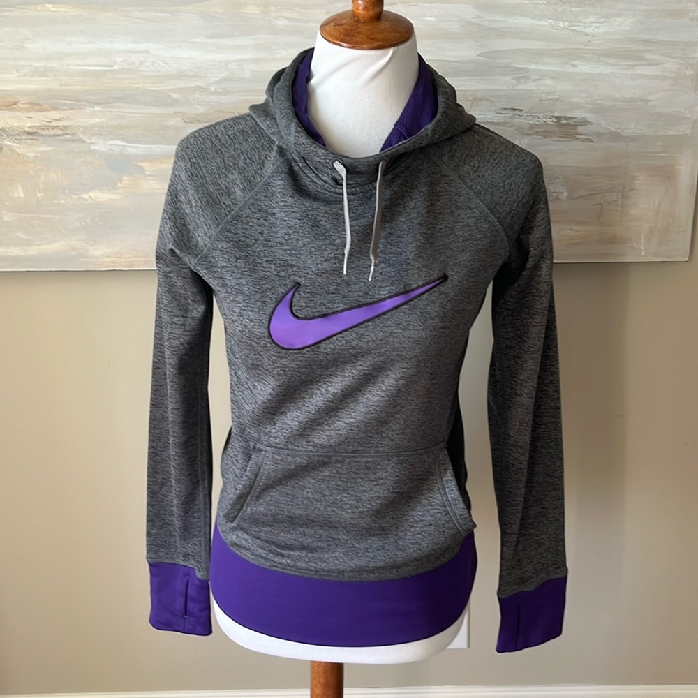Nike gray and purple “therma-fit” hoodie